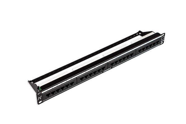 PATCH PANEL 24P RJ-45 CAT.5E C/GUIA